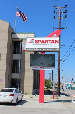 Pole Signs - Pole signs offer highly visible advertising and identification opportunities for your business or retail center. Pole Signs - Pole signs offer highly visible advertising and identification opportunities for your business or retail center.