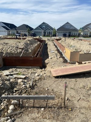 Foundation New Construction 2023 Star,ID - New construction foundations for a general contractor that’s been in business for over 40 years!
We set up and poured the footings and stem walls with no problems. This project  was fast tracked and we stayed on schedule according with the general contractor!