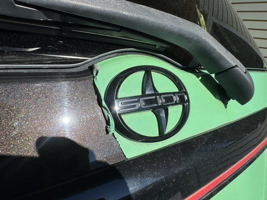 Wrap Removal - Complete wrap removal