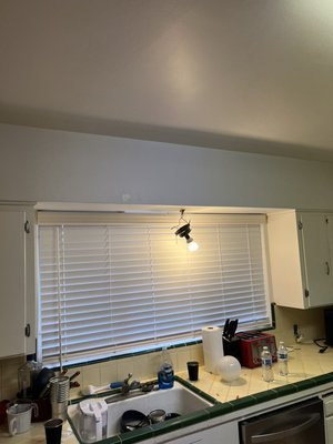 Electrical issue - Lights in kitchen had no power diagnosed issue and fixed problem Electrical issue - Lights in kitchen had no power diagnosed issue and fixed problem