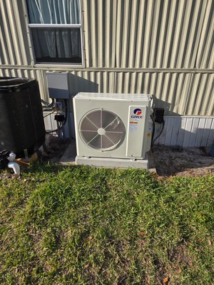 A little something we did for our customers 😊 - "Check out some of our latest work! At Cooling Mechanical Technicians, we take pride in keeping your home cool and comfortable. No job is too big or small—we do it right the first time! Give us a call at 386-307-3305 for reliable HVAC service. House of the Free Service Call!"