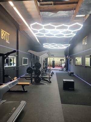 Portfolio change - A place to get all your needs for overall wellness. Hit your fitness goals and acheive efficiency with anyone of our recovery modalities: Infrared Sauna, Red Light Therapy, Cold Plunge, Compression Therapy, Assisted Stretching, Nutritional guidance, and Personal training.