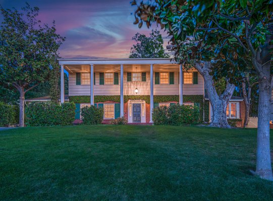 Twilight shots! - Our twilight shots generate real, quantifiable excitement.  Within hours of posting these, both the agent and homeowner received offers, and several drive-bys.   We employ special,high-end lenses and techniques typically reserved for architectural photo shoots, but for a very reasonable fee. Call or message us today for a quote!