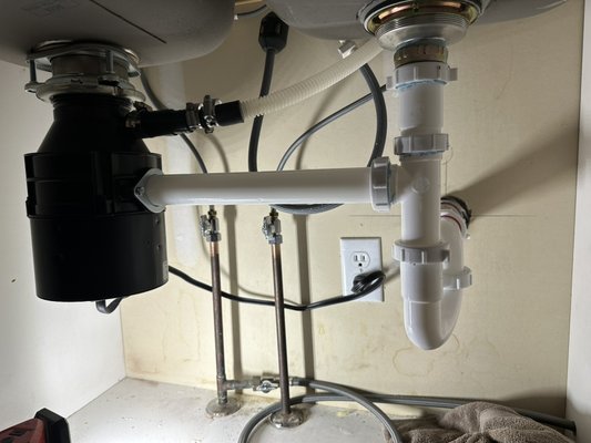 Kitchen Hook Up - Customer got new countertops and requested we rehook up their plumbing and install a garbage disposal.