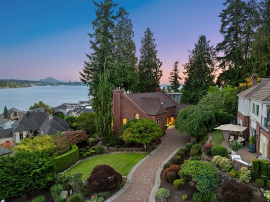 10939 84th Pl NE, Kirkland - This sale represented far more than a standard real estate transaction—it was the first time this Woodland Cove home had ever been brought to market after 36 years with a single owner. As they prepared for an estate sale, they needed a trusted partner who could guide them through every step with clarity and care.
Over the course of seven months, we worked closely with the family to determine which renovations would truly enhance the home’s value, how to preserve its character while appealing to today’s buyers, and how to position it within Kirkland’s competitive luxury market. With my personal connection to Woodland Cove and deep understanding of its unique features such as the gated privacy, private Lake Washington access including a dock with boat moorage, and sought-after elevated lifestyle, we crafted a thoughtful strategy that honored the home’s legacy while maximizing its market impact.
The result was a beautifully prepared and expertly marketed listing that resonated with the right buyers, allowing us to get this home under contract in one week less than the average in the neighborhood. 10939 84th Pl NE, Kirkland - This sale represented far more than a standard real estate transaction—it was the first time this Woodland Cove home had ever been brought to market after 36 years with a single owner. As they prepared for an estate sale, they needed a trusted partner who could guide them through every step with clarity and care.
Over the course of seven months, we worked closely with the family to determine which renovations would truly enhance the home’s value, how to preserve its character while appealing to today’s buyers, and how to position it within Kirkland’s competitive luxury market. With my personal connection to Woodland Cove and deep understanding of its unique features such as the gated privacy, private Lake Washington access including a dock with boat moorage, and sought-after elevated lifestyle, we crafted a thoughtful strategy that honored the home’s legacy while maximizing its market impact.
The result was a beautifully prepared and expertly marketed listing that resonated with the right buyers, allowing us to get this home under contract in one week less than the average in the neighborhood.