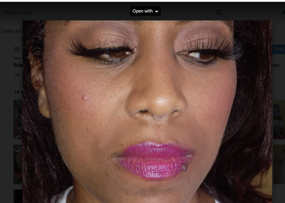 Lashes - Eyelash strips that looks like a fresh pair of lash extensions. This are not your typical strip lash. Each lash is perfectly placed to look like your own natural lashes or extensions.