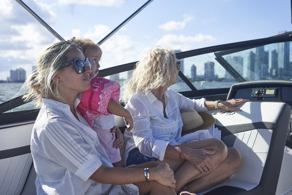 Private Day Cruise Miami - Sidestep the crowds by skipping the typical big boat tours and embarking on a private cruise around Miami instead. In the company of just your party and the crew, set sail along Biscayne Bay and take in some of Miami's best sights, including Millionaire Row, Star Island and Downtown Miami, from the water book in the last time slot of the day and enjoy an impressive sunset private cruise.