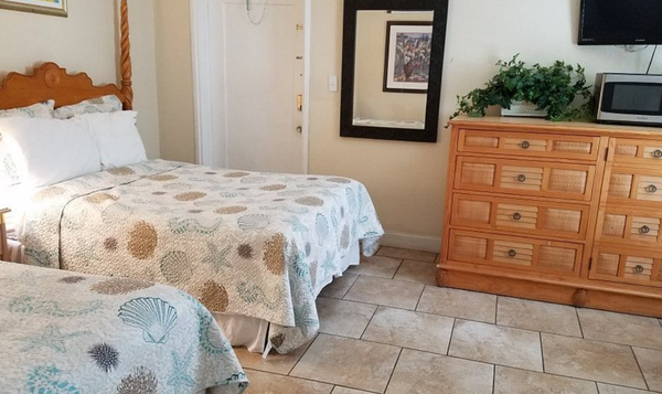 Book your stay with us Today - See why so many travelers make Siesta Motel their small motel of choice when visiting Titusville. Providing an ideal mix of value, comfort and convenience, it offers a quaint setting with an array of amenities designed for travelers like you. The rooms offer air conditioning and flat screen TV, and getting online is possible, as free wifi is available, allowing you to rest and refresh with ease. During your visit, be sure to check out one of Titusville's popular lobster restaurants such as Dixie Crossroads Restaurant and Shiloh's Steak and Seafood, all a short distance from Siesta Motel. If you’re looking for something to do, American Police Hall of Fame, North Brevard Historical Museum, and U.S. Astronaut Hall of Fame are a nice way to spend some time. Additionally, Playalinda Beach at the Canaveral National Seashore is a short scenic 15 minute drive across the northern end of Merritt Island, which has numerous bird watching opportunities also. We’re sure you’ll enjoy your stay at Siesta Motel as you experience all of the things Titusville has to offer. Book your stay with us Today - See why so many travelers make Siesta Motel their small motel of choice when visiting Titusville. Providing an ideal mix of value, comfort and convenience, it offers a quaint setting with an array of amenities designed for travelers like you. The rooms offer air conditioning and flat screen TV, and getting online is possible, as free wifi is available, allowing you to rest and refresh with ease. During your visit, be sure to check out one of Titusville's popular lobster restaurants such as Dixie Crossroads Restaurant and Shiloh's Steak and Seafood, all a short distance from Siesta Motel. If you’re looking for something to do, American Police Hall of Fame, North Brevard Historical Museum, and U.S. Astronaut Hall of Fame are a nice way to spend some time. Additionally, Playalinda Beach at the Canaveral National Seashore is a short scenic 15 minute drive across the northern end of Merritt Island, which has numerous bird watching opportunities also. We’re sure you’ll enjoy your stay at Siesta Motel as you experience all of the things Titusville has to offer.