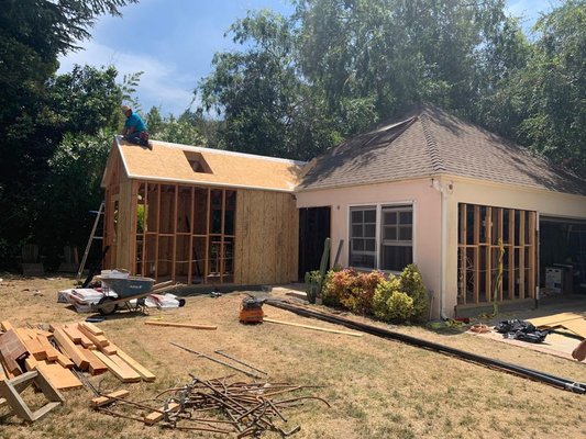 Garage Conversion & Addition - Sherman Oaks - this project of Garage Conversion with a room addition to build a guest house for guests and as a rental property.
We specialize in room additions and ADU/garage conversions, our experience helps us to provide you quality work and good service at reasonable prices