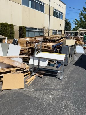 Commercial Clean Up - Commercial clients needed help removing pallets and leftover materials after a remodel. We scheduled them quickly and cleared everything in one day.