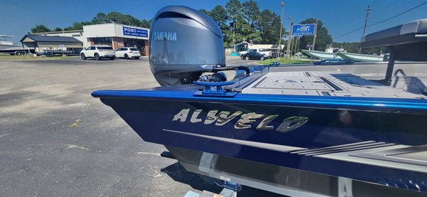 Alweld Voertex 2070 - Alweld Vortex 2070, with a Yamaha F150 and a Venture trailer. Beautiful boat! Alweld Voertex 2070 - Alweld Vortex 2070, with a Yamaha F150 and a Venture trailer. Beautiful boat!
