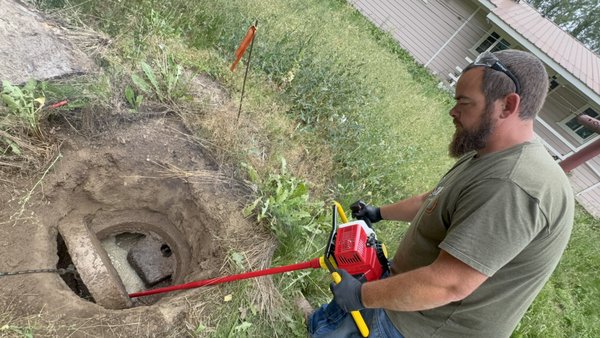 Septic Tank Clean Out Mixer - Mixing up your septic tank prior to pumping it out can be crucial to getting the best clean out possible. We recommend having your septic tank pumped about every 4 years. Septic Tank Clean Out Mixer - Mixing up your septic tank prior to pumping it out can be crucial to getting the best clean out possible. We recommend having your septic tank pumped about every 4 years.