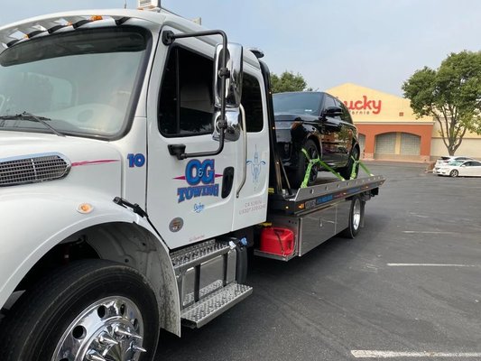 Emergency Transport Service for Accidents or Breakdowns - O & G Towing Inc. offers reliable emergency transport services for accidents or mechanical breakdowns in San Jose, CA, and surrounding areas. Our dedicated team is available 24/7 to provide swift and professional assistance during challenging situations on the road.
Our emergency transport service is designed to ensure prompt and efficient transportation of your vehicle to a designated location or repair facility. Whether you’ve been involved in an accident or experienced a mechanical failure, our experienced drivers and well-maintained fleet are equipped to handle any situation with care and expertise.
We prioritize safety and customer satisfaction in every emergency transport operation. Our team follows strict protocols to secure your vehicle and ensure its safe transport, minimizing further damage and ensuring peace of mind for our customers.
If you require emergency transport due to an accident or breakdown, don’t hesitate to contact O & G Towing Inc. Our reliable service and commitment to excellence make us the preferred choice for emergency transport in our community. Trust us to provide prompt and reliable assistance when you need it most. Emergency Transport Service for Accidents or Breakdowns - O & G Towing Inc. offers reliable emergency transport services for accidents or mechanical breakdowns in San Jose, CA, and surrounding areas. Our dedicated team is available 24/7 to provide swift and professional assistance during challenging situations on the road.
Our emergency transport service is designed to ensure prompt and efficient transportation of your vehicle to a designated location or repair facility. Whether you’ve been involved in an accident or experienced a mechanical failure, our experienced drivers and well-maintained fleet are equipped to handle any situation with care and expertise.
We prioritize safety and customer satisfaction in every emergency transport operation. Our team follows strict protocols to secure your vehicle and ensure its safe transport, minimizing further damage and ensuring peace of mind for our customers.
If you require emergency transport due to an accident or breakdown, don’t hesitate to contact O & G Towing Inc. Our reliable service and commitment to excellence make us the preferred choice for emergency transport in our community. Trust us to provide prompt and reliable assistance when you need it most.