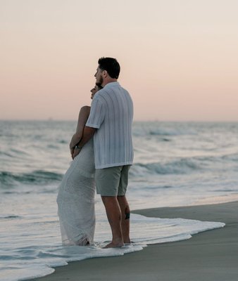 Sunset Beach Engagement Photos - Surprise Engagement Sessions on the beach Sunset Beach Engagement Photos - Surprise Engagement Sessions on the beach
