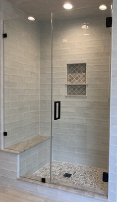 Walk In Showers - Examples of Walk In Showers by Blueprint Frameless Showers. Call today for your shower glass.
