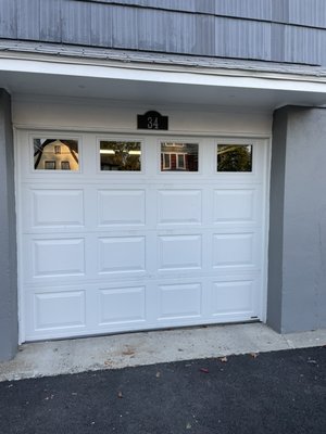 Fully insulated garage door replacement - The house owner was very frustrated with the old door, and he called at a perfect time for a replacement to an insulated door right before winter