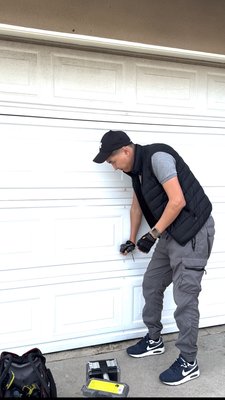 Handyman replacing a garage door lock. - HandyKhan – Professional Handyman Services You Can Trust!

Just completed another successful project ✅ Replaced garage doors and installed a new lock for a client, ensuring top security and smooth functionality. Whether it’s door replacements, lock installations, or other home repairs, HandyKhan gets the job done quickly and professionally.