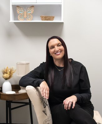 Steph's Skin Studio - Stephanie is a devoted wife and mom to two boys, who fill her life with joy through baseball games and family vacations. With 22 years of experience as a passionate skincare expert and board-certified medical esthetician, Stephanie specializes in personalized treatments that bring out the healthiest, most radiant skin for her clients.From luxurious scalp therapies and customized skincare plans to advanced anti-aging and acne solutions, Stephanie tailors every treatment to her clients’ unique needs. She also shares her expertise by mentoring others and staying ahead in the ever-evolving skincare field. “Start living the life you’ve imagined—with beautiful, glowing skin.” Steph's Skin Studio - Stephanie is a devoted wife and mom to two boys, who fill her life with joy through baseball games and family vacations. With 22 years of experience as a passionate skincare expert and board-certified medical esthetician, Stephanie specializes in personalized treatments that bring out the healthiest, most radiant skin for her clients.From luxurious scalp therapies and customized skincare plans to advanced anti-aging and acne solutions, Stephanie tailors every treatment to her clients’ unique needs. She also shares her expertise by mentoring others and staying ahead in the ever-evolving skincare field. “Start living the life you’ve imagined—with beautiful, glowing skin.”