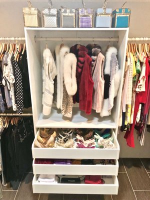 Closets - Home Organizing, Home Styling, Home Staging Closets - Home Organizing, Home Styling, Home Staging