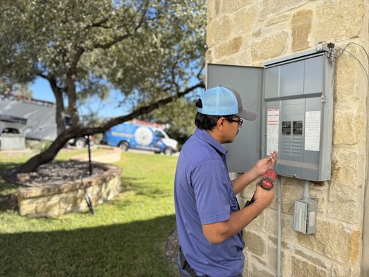 Electrical Panel inspection and tune up. - Customer requested a electrical panel inspection and tune up. Electrical Panel inspection and tune up. - Customer requested a electrical panel inspection and tune up.