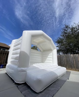 Classic Sky Haus - Base Fee $250*
Includes:
4 Hour Rental
Free delivery within 20 miles of 92083*
Setup & Breakdown
Rules Board
Shoe Rack
*$50 For Each Additional Hour
Details:
13' x 10' - Requires 15' x 12' flat space
Sanitization guarantee
Weight capacity: 800 lbs
For Adults & Children
Balloons not included Classic Sky Haus - Base Fee $250*
Includes:
4 Hour Rental
Free delivery within 20 miles of 92083*
Setup & Breakdown
Rules Board
Shoe Rack
*$50 For Each Additional Hour
Details:
13' x 10' - Requires 15' x 12' flat space
Sanitization guarantee
Weight capacity: 800 lbs
For Adults & Children
Balloons not included