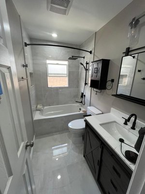 Tub/shower remodeling in West Covina - Guest Bathrom was outdated and completely replaced Tub/shower remodeling in West Covina - Guest Bathrom was outdated and completely replaced