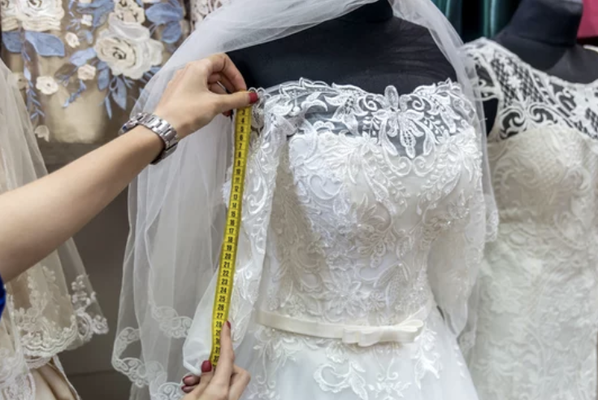 Alterations - We offer alterations on everything, including bridal gowns, suits, coats, shirts, pants and more! We offer PICK-UP & DELIVERY at your home or office.
Delivery area includes Mesa, Tempe, Chandler, Gilbert, and Ahwatukee. No need to be home. Call us today to tell us start service and for your $15 FREE new client discount! One per household, please.