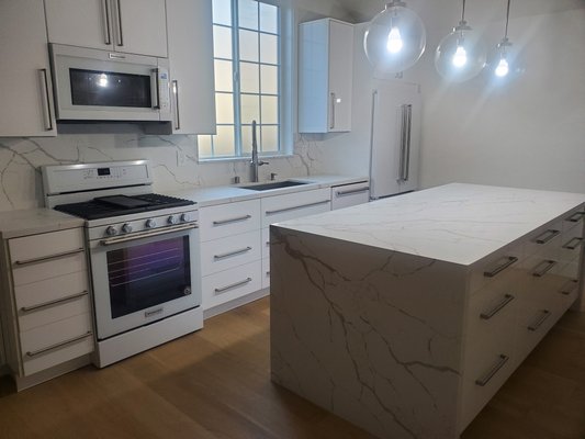 Kitchen remodel - This remodel was done in the old kitchen countertop Kitchen remodel - This remodel was done in the old kitchen countertop
