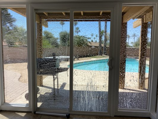 Window washing - Before and after window cleaning