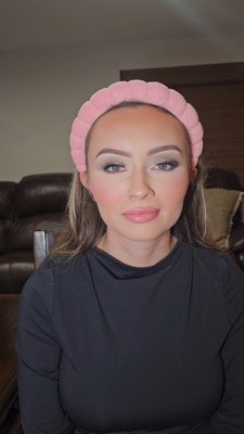 Bridesbyroupak.com - Nothing makes me happier when
Your client rebooks you for all their event! and I love creating so many looks for the same person.