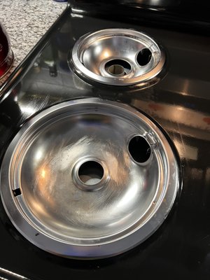 STOVE DEEP CLEANING - We remove stains, making them look like new