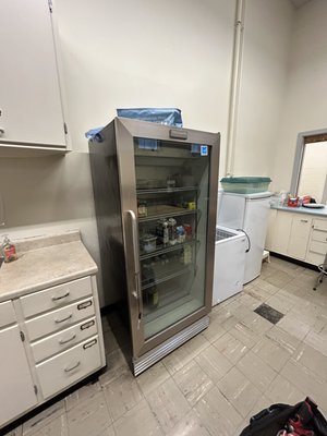 Commercial refrigerator repair - We repaired a commercial refrigerator for our customer. We checked the unit for the fault, serviced the problem area, and tested it to confirm it was cooling correctly. The refrigerator is now operating as expected!