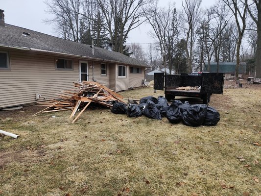 Construction debris pick up - Construction debris pick up done in less than an hour