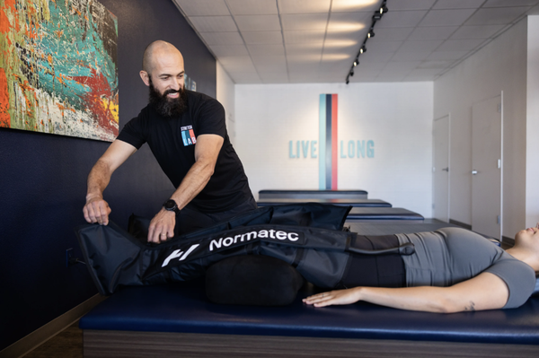 Real Recovery - Normatec Compression Therapy
Improve your Flexibility with
Normatec Sessions Real Recovery - Normatec Compression Therapy
Improve your Flexibility with
Normatec Sessions