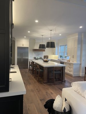 Paint interior and exterior - This company tries to get everything done on time with perfection and professionalism