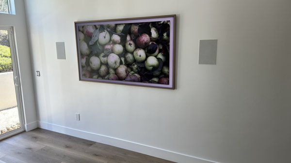 Samsung Frame tv - Art for your wall that also is a smart tv