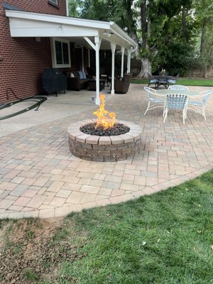 🎉 New Fire Pit Installation - This fire pit was a great addition to an already beautiful, open patio setting! 🎉 New Fire Pit Installation - This fire pit was a great addition to an already beautiful, open patio setting!