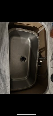 Sink repair - The sink came off from the countertop Sink repair - The sink came off from the countertop