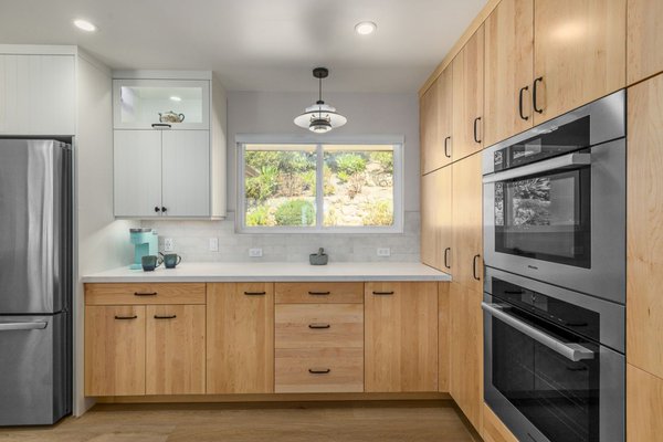 Spacious & Scandi-Inspired California Kitchen - The homeowners wanted a clean and functional space, and we created convenient storage, and open flow and lots of space for seating and entertaining Spacious & Scandi-Inspired California Kitchen - The homeowners wanted a clean and functional space, and we created convenient storage, and open flow and lots of space for seating and entertaining