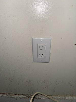 Outlet Replacement - Outlet replacement Outlet Replacement - Outlet replacement