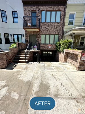🔥 Say goodbye to that unsightly driveway stain and reclaim your pristine curb appeal! 🔥 - ✨ Our expert team of pressure washing wizards specializes in eliminating tough stains, grime, and oil residue from driveways of all shapes and sizes. With our state-of-the-art equipment and environmentally friendly techniques, we guarantee outstanding results every time.

💪 Worried about the stubborn oil stand that's been tarnishing your driveway's appearance? Don't fret! Our skilled professionals have the know-how to tackle even the most stubborn oil stains, restoring your driveway to its former glory.