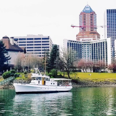 Private events on classic fantail yacht for 5 to 45 people dockside or underway - Great ship to hang out and enjoy your friends!