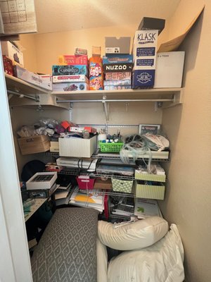 Craft closet makeover - This craft closet was so overwhelming! You couldnt even step into it. All it needed was a good declutter session and reorganization. Craft closet makeover - This craft closet was so overwhelming! You couldnt even step into it. All it needed was a good declutter session and reorganization.