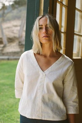Women's Fall/Winter 2021 - A dreamy, soft and comforable everyday collection of organic cotton clothing. Women's Fall/Winter 2021 - A dreamy, soft and comforable everyday collection of organic cotton clothing.