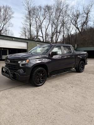 7 Year Hydrosilex Ceramic Coating - 7-Year Ceramic Coating Installed 🔥

This Silverado just received our HydroSilex 7-Year Ceramic Coating with Chrome Protection — built for long-term durability and serious shine.

This wasn’t just a quick detail — this was a full protection package done the right way.

What we did:
• Full decontamination wash & prep
• Paint properly prepped for coating
• HydroSilex 7-year ceramic coating applied
• Chrome surfaces ceramic coated for added protection
• Deep gloss enhancement
• Protection against UV, dirt, and road grime

The result — a deep, slick finish with long-lasting protection that keeps this truck looking better, longer.

We offer both in-shop and mobile detailing services, fully equipped to bring this level of quality directly to you.

📍 Freeport, PA & surrounding areas
📲 Message us or book here: https://book.squareup.com/appointments/k0ig8vvgedwnt3/location/LZDB051TQ5WDB/services