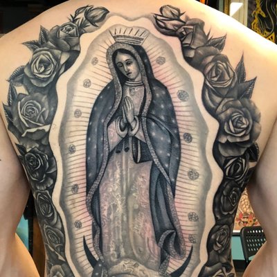 Gizmo’s Work 
@gizmotattoos - Gizmo is a talented local artist who has been in the game for over 20 years. With the ability to create amazing fully detailed sleeves, back pieces, as well as proper fine line. Come see us and leave stoked with your new tattoo!