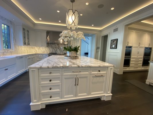 Gold Calacata kitchen Countertops resurface and polish - In this project we had a Large island and countertops of Marble.. Gold Calacata kitchen Countertops resurface and polish - In this project we had a Large island and countertops of Marble..