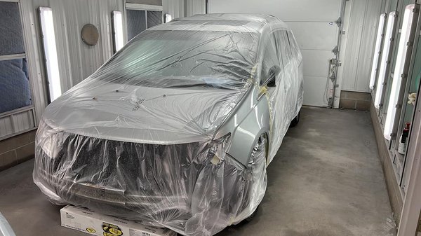Auto Repair & Paint! - 2011 Honda Odyssey, getting a little makeover on the front bumper and left fender. Check out KNH Autos for all your auto repair and Auto Body needs.  you can give us a call at 651-674-5081.  check out our customer reviews on Google or on SureCritic. You can count on getting a fair shake with us. Auto Repair & Paint! - 2011 Honda Odyssey, getting a little makeover on the front bumper and left fender. Check out KNH Autos for all your auto repair and Auto Body needs.  you can give us a call at 651-674-5081.  check out our customer reviews on Google or on SureCritic. You can count on getting a fair shake with us.