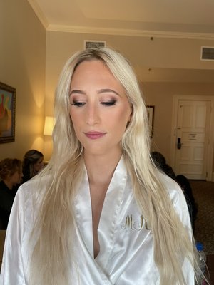 Bridal Makeup by Madiee - Madiee goes through a thorough consultation during your bridal trial using high end and high-quality make up & skincare.
As a licensed esthetician and Artist she uses skincare according to your skin type , primers, and luxury makeup brands like kevyn aucoin & laura mercier. All finished with a airbrush to give skin a natural dew and make makeup last up to 10hours, Ofcourse we always add lashes for detail. We recommend you Book your trial with madier at least 12 months in advanced to secure your date! Bridal Makeup by Madiee - Madiee goes through a thorough consultation during your bridal trial using high end and high-quality make up & skincare.
As a licensed esthetician and Artist she uses skincare according to your skin type , primers, and luxury makeup brands like kevyn aucoin & laura mercier. All finished with a airbrush to give skin a natural dew and make makeup last up to 10hours, Ofcourse we always add lashes for detail. We recommend you Book your trial with madier at least 12 months in advanced to secure your date!