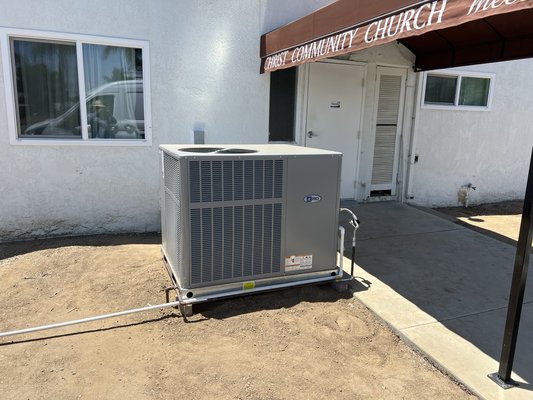 Riverside, CA: Heat pump package unit installation & replacement. - Church called us that their unit needed replacing, fast! We prioritized the install so the kids could have cooling. We I stalled a high efficiency AC Pro system. Riverside, CA: Heat pump package unit installation & replacement. - Church called us that their unit needed replacing, fast! We prioritized the install so the kids could have cooling. We I stalled a high efficiency AC Pro system.